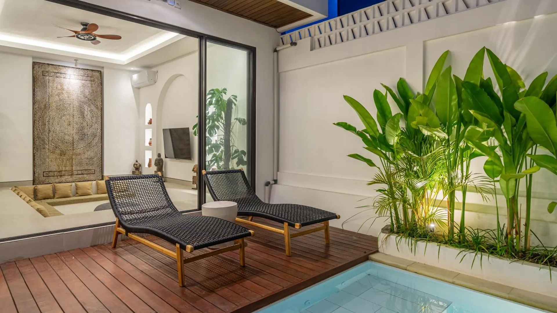 Bali Best - Kept Secret - Brand New Villa With Private Pool - Steps From The Action Seminyak  Indonesia